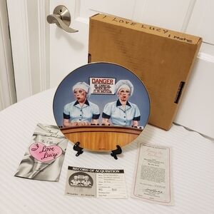 NIB I Love Lucy "Eating The Evidence" Collector's Plate the Hamilton Collection